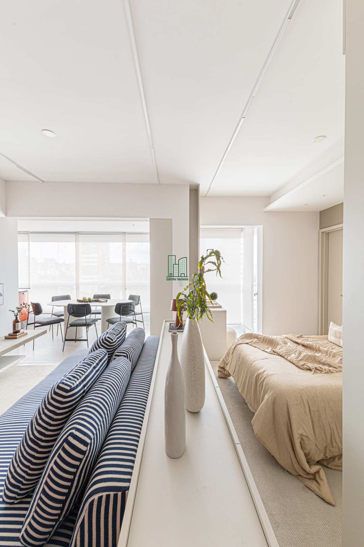 EXCELENTE STUDIO MOBILIADO, LAZER TOTAL - BOQUEIRÃO / SANTOS - Edinho Imóveis